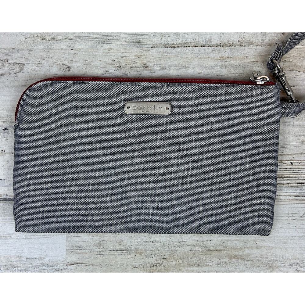 Baggallini RFID Anti-Theft Wristlet Wallet Gray Zip Pouch Travel Organizer